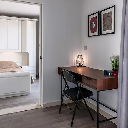 Apartamento Mighi 0701 *